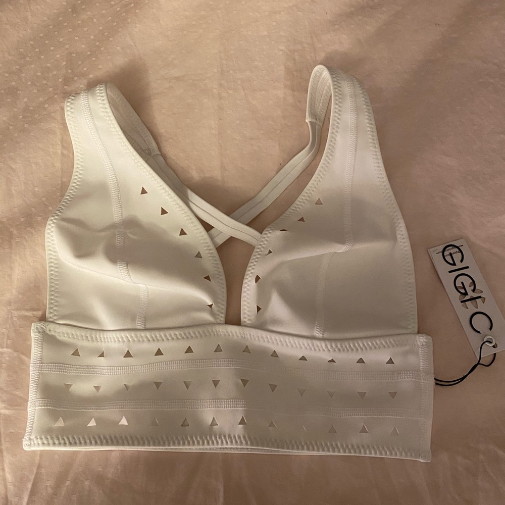 GIGI C white sports bra XS